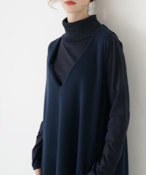 Mochi / home&miles モチ / ホーム＆マイルズ v-neck one piece [navy]