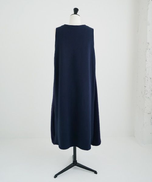 Mochi / home&miles.モチ / ホーム＆マイルズ.v-neck one piece [navy]