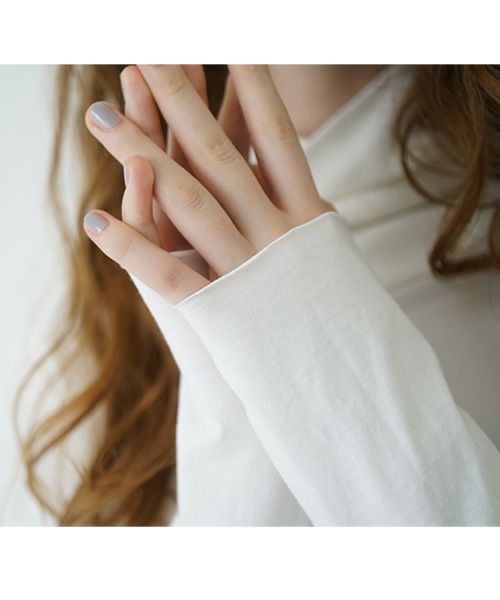 Mochi / home&miles.モチ / ホーム＆マイルズ.turtle-neck cut & saw [off white]