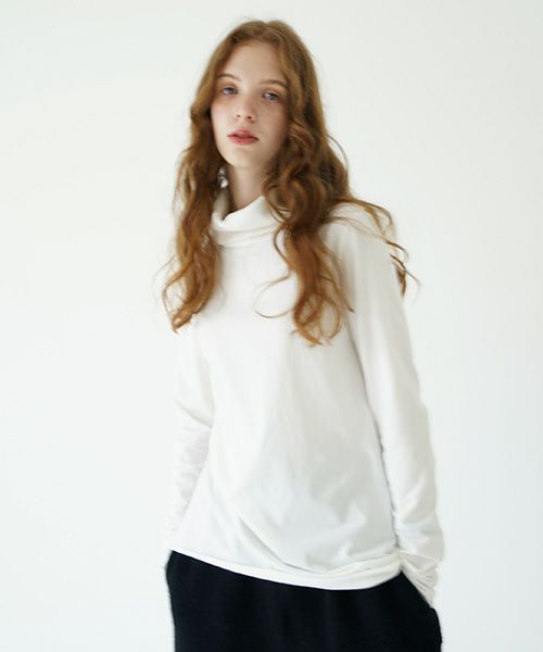 Mochi / home&miles.モチ / ホーム＆マイルズ.turtle-neck cut & saw [off white]