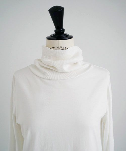 Mochi / home&miles.モチ / ホーム＆マイルズ.turtle-neck cut & saw [off white]