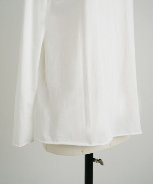 Mochi / home&miles.モチ / ホーム＆マイルズ.turtle-neck cut & saw [off white]