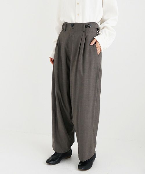 YANTOR.ヤントル.Chambray Wool 2tuck wide Pants[Y225PT05/GREIGE]