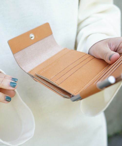 macromauro マクロマウロ.AL FOLDED WALLET [CAMEL.]