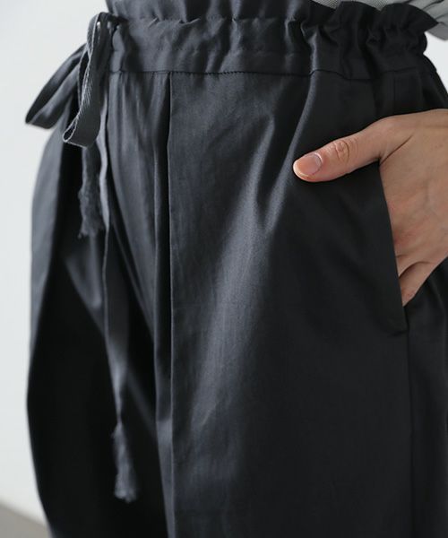 VU.ヴウ.big tack short pants vu-s23-p15[CHARCOAL]:s_