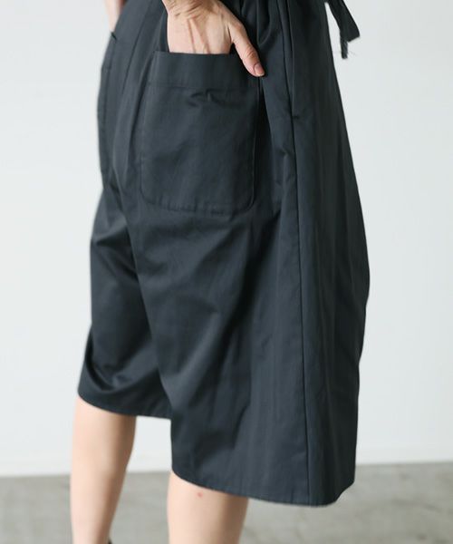 VU.ヴウ.big tack short pants vu-s23-p15[CHARCOAL]:s_