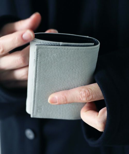 VU PRODUCT<br>ヴウプロダクト vu-product-B12[GREEN GRAY] deer leather mini wallet　鹿革ミニ財布