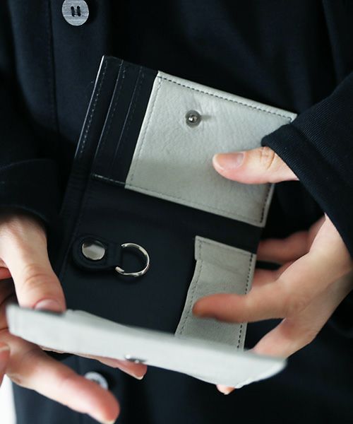 VU PRODUCT<br>ヴウプロダクト vu-product-B12[GREEN GRAY] deer leather mini wallet　鹿革ミニ財布
