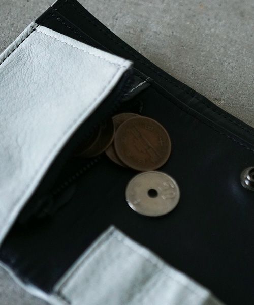 VU PRODUCT<br>ヴウプロダクト vu-product-B12[GREEN GRAY] deer leather mini wallet　鹿革ミニ財布