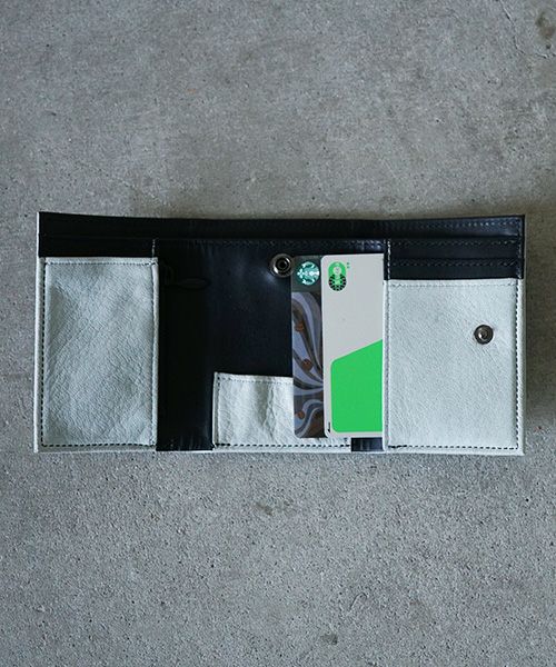 VU PRODUCT<br>ヴウプロダクト vu-product-B12[GREEN GRAY] deer leather mini wallet　鹿革ミニ財布