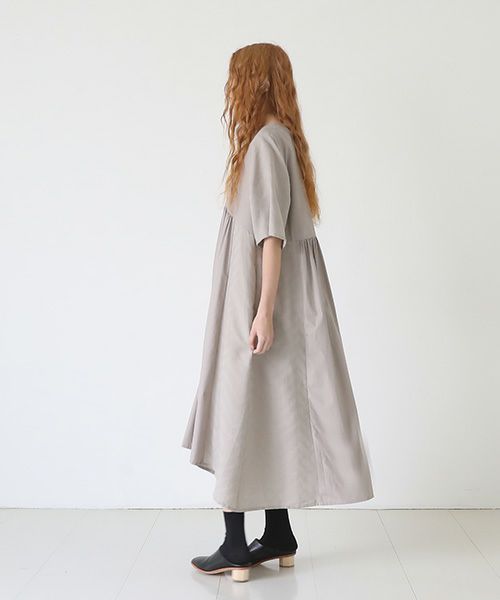 Mochi.モチ.Jacquard dress [greige]