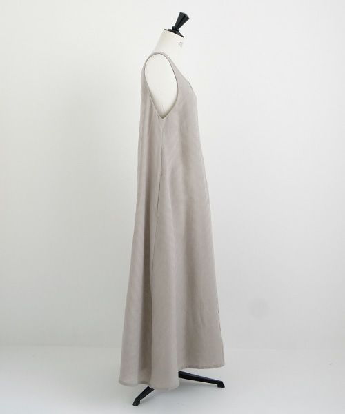 Mochi.モチ.tent line Jacquard dress [greige]