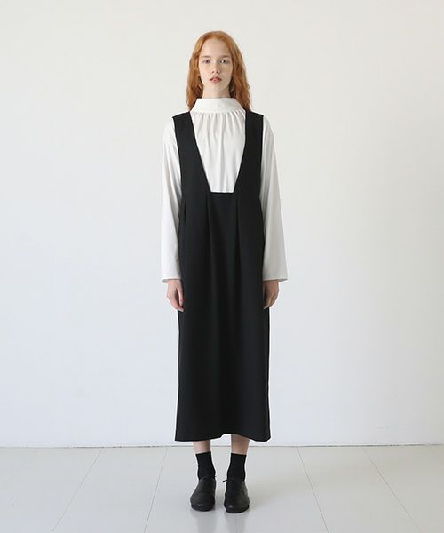 Mochi<br>モチ<br>jumper tuck skirt [black]<br>ジャンパータックスカート