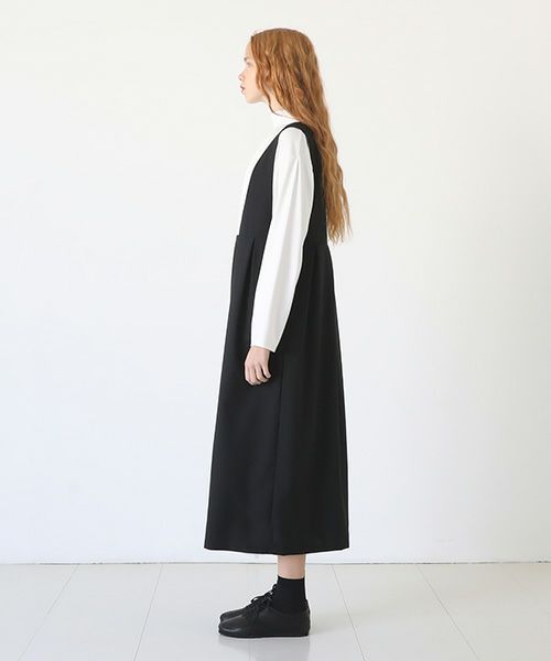 Mochi<br>モチ<br>jumper tuck skirt [black]<br>ジャンパータックスカート