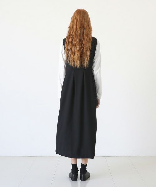 Mochi<br>モチ<br>jumper tuck skirt [black]<br>ジャンパータックスカート