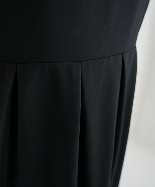 Mochi<br>モチ<br>jumper tuck skirt [black]<br>ジャンパータックスカート