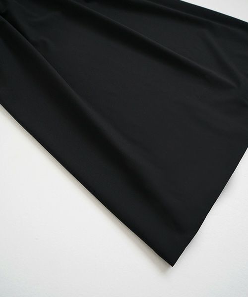 Mochi<br>モチ<br>jumper tuck skirt [black]<br>ジャンパータックスカート