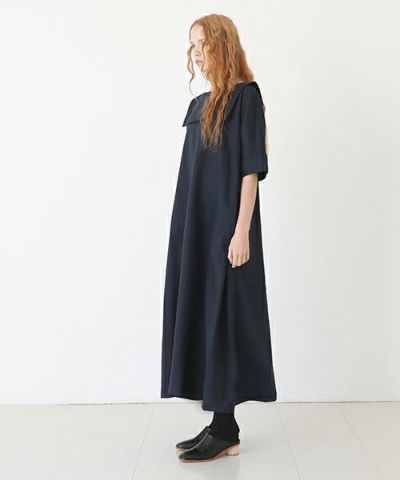 Mochi モチ hight neck tuck dress [black]