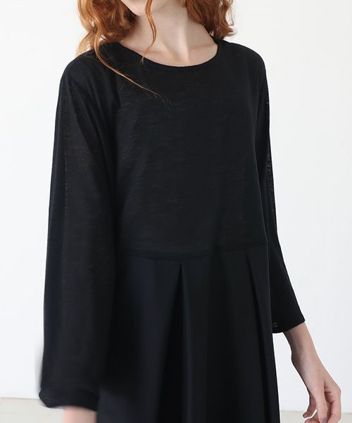 Mochi.モチ.flare sleeve dress [black]