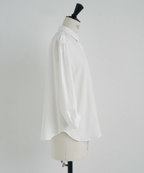 Mochi.モチ.organic cotton blouse [off white]