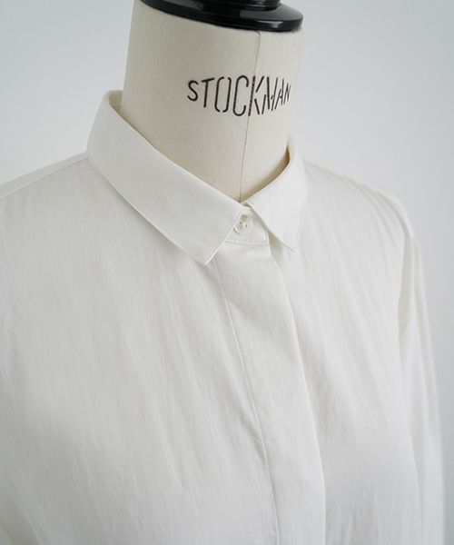 Mochi.モチ.organic cotton blouse [off white]