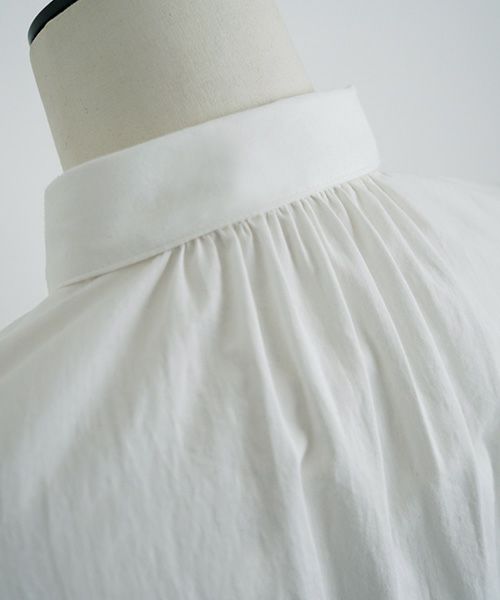 Mochi.モチ.organic cotton blouse [off white]