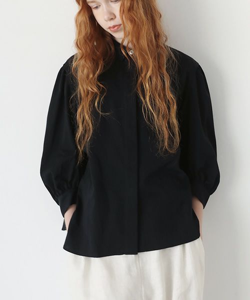 Mochi.モチ.organic cotton blouse [black/sa]