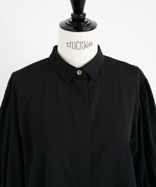 Mochi.モチ.organic cotton blouse [black/sa]