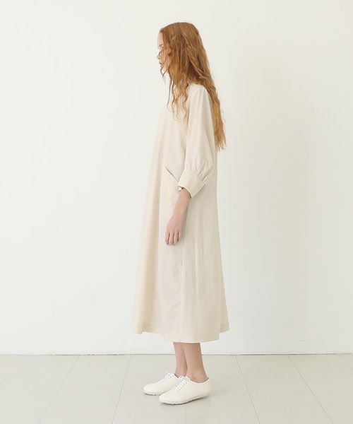 Mochi.モチ.puff sleeve dress [ecru]