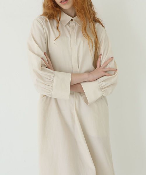 Mochi.モチ.puff sleeve dress [ecru]