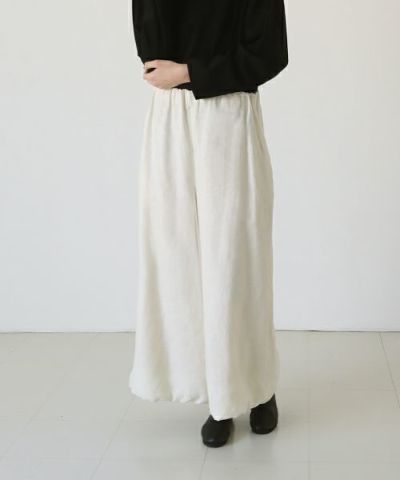 Mochiモチgathered wide pants [off white]Mochi 最新コレクション