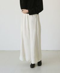 Mochi.モチ.gathered wide pants [off white]