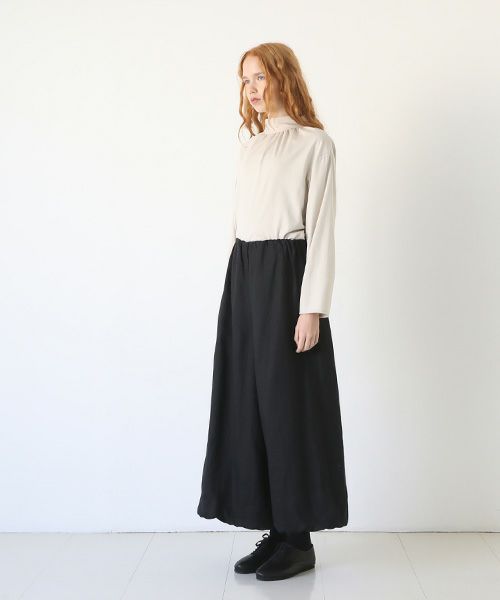 Mochi.モチ.gathered wide pants [black/sa]
