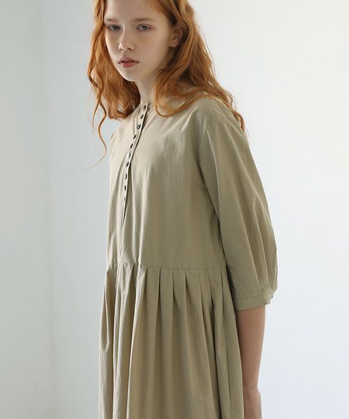 Mochi.モチ.button dress [beige]
