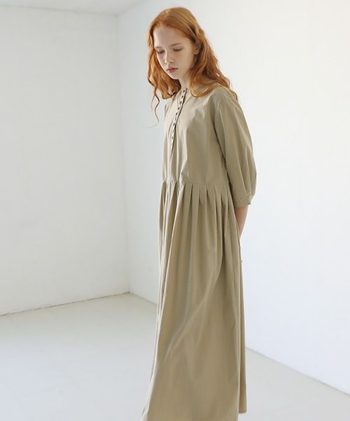 Mochi.モチ.button dress [beige]
