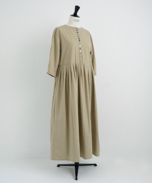Mochi.モチ.button dress [beige]