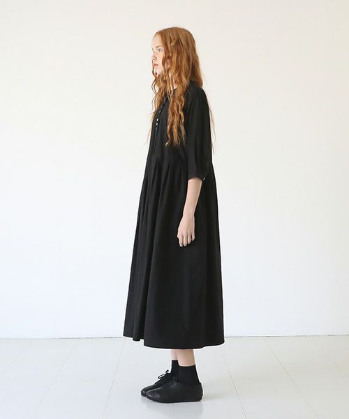 Mochi.モチ.button dress [black]
