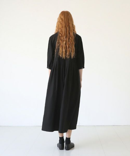 Mochi.モチ.button dress [black]