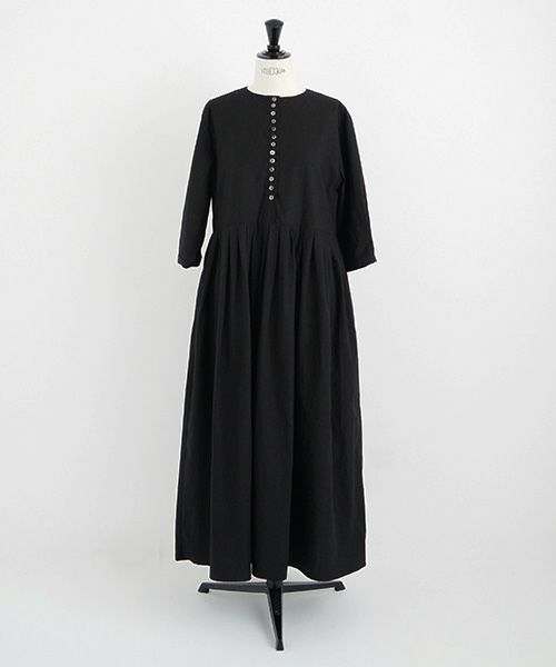 Mochi.モチ.button dress [black]