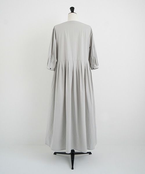 Mochi.モチ.button dress [silver]