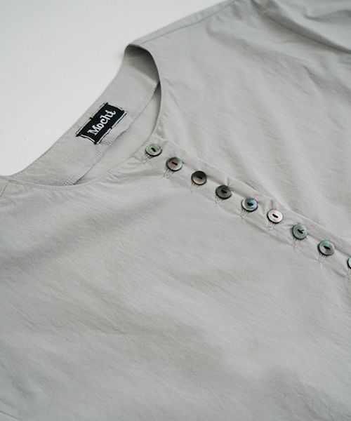 Mochi.モチ.button dress [silver]