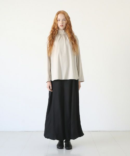 Mochi.モチ.mock neck long t-shirt [greige]