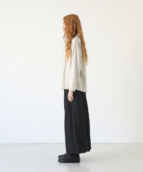 Mochi.モチ.mock neck long t-shirt [greige]