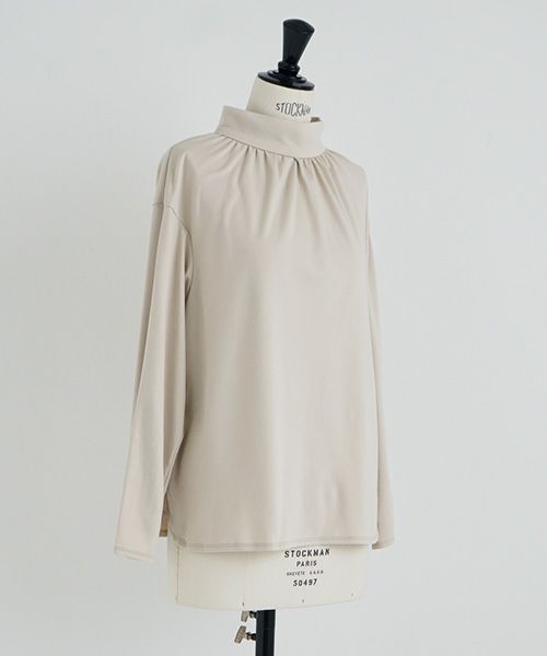 Mochi.モチ.mock neck long t-shirt [greige]
