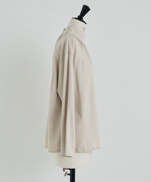 Mochi.モチ.mock neck long t-shirt [greige]