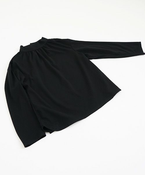 Mochi.モチ.mock neck long t-shirt [black]