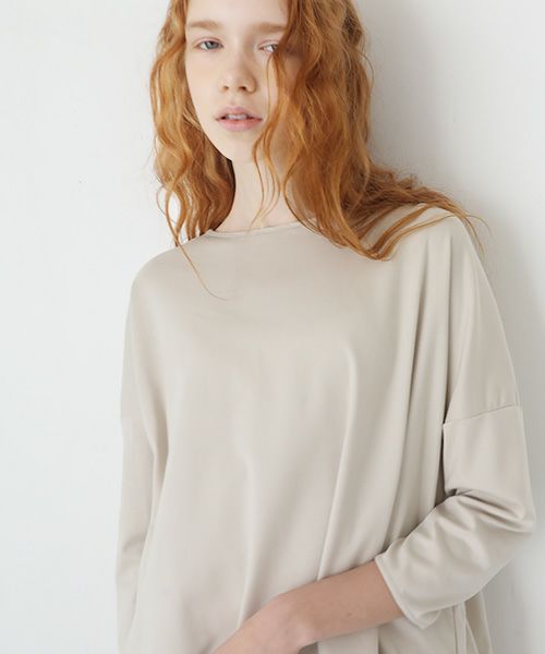 Mochi.モチ.suvin long sleeved t-shirt [greige]