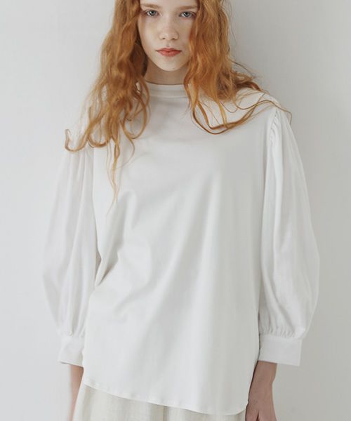 Mochi.モチ.volume sleeve tops [off white]