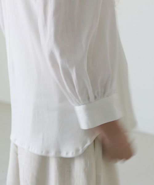 Mochi.モチ.volume sleeve tops [off white]