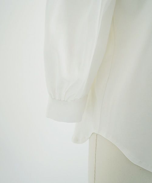 Mochi.モチ.volume sleeve tops [off white]